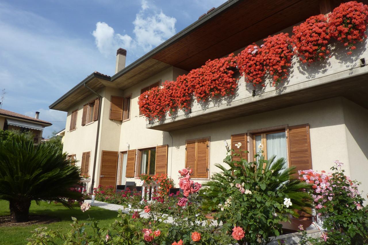 Villa Fiori Мальчезине Экстерьер фото
